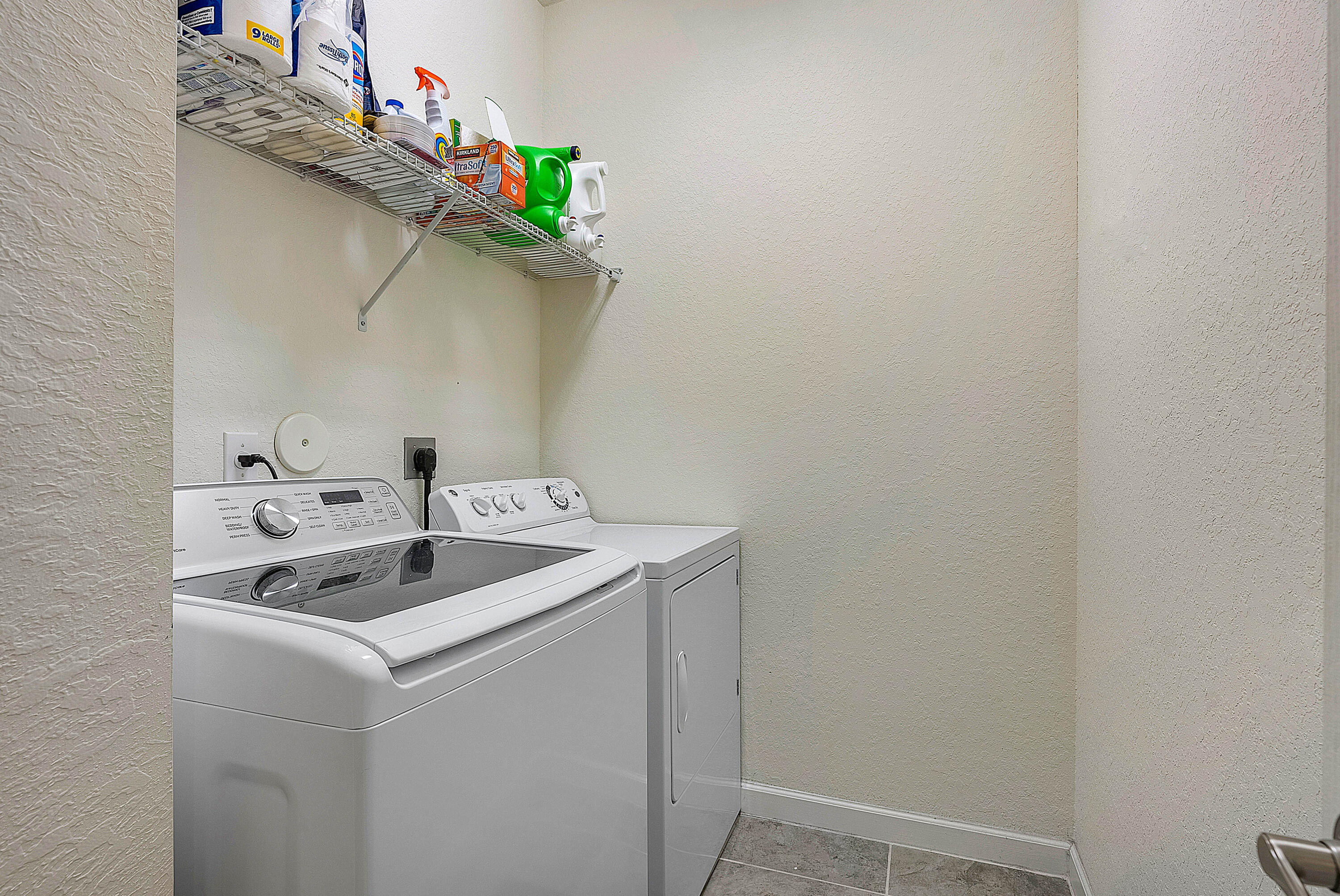 4339 Chalmers Lane Lane