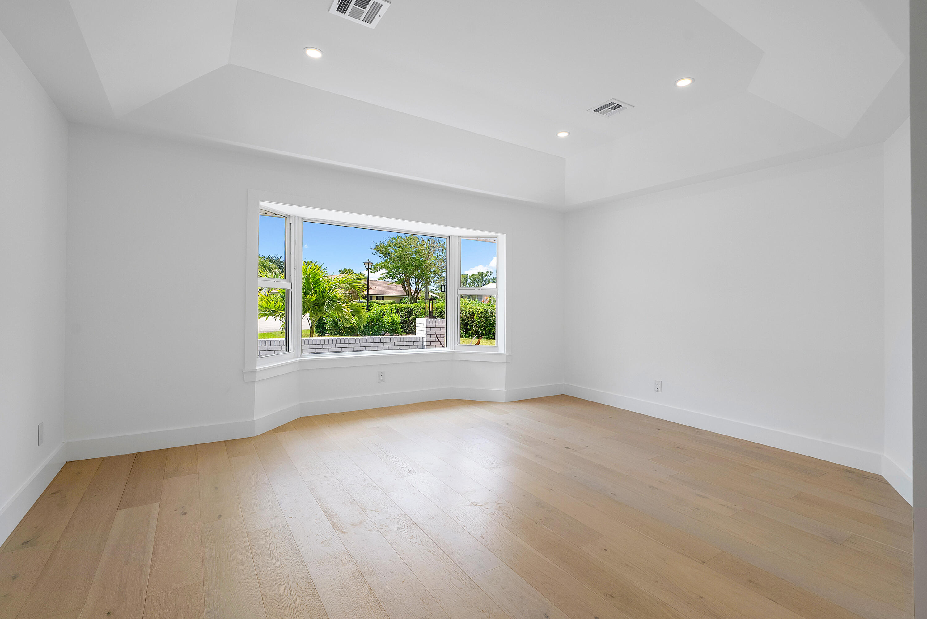 16 Marlwood Lane