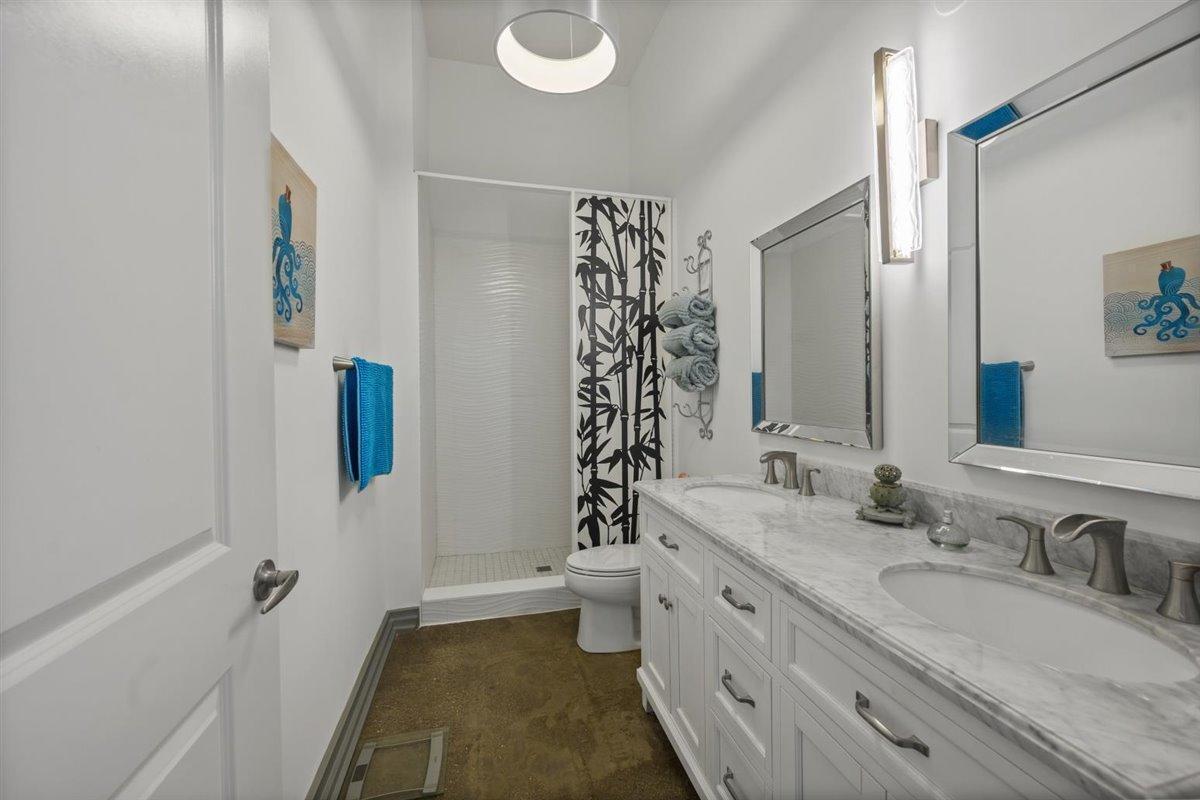 300 S Australian Avenue 105