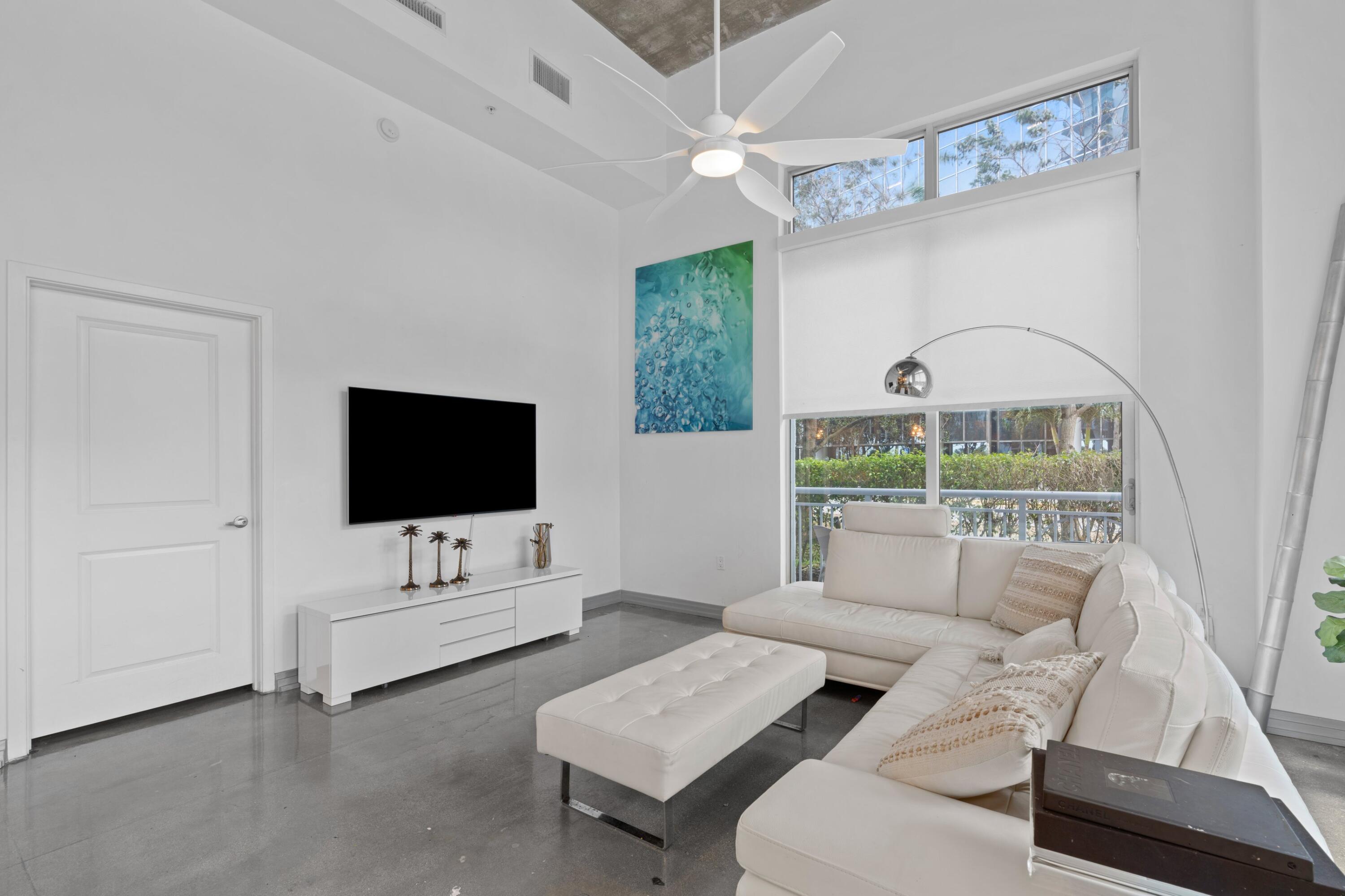 300 S Australian Avenue 105