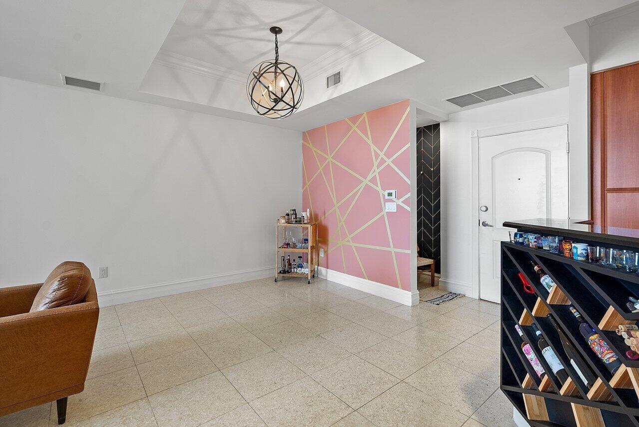 801 S Olive Avenue 1418