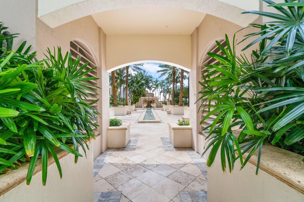 801 S Olive Avenue 1418