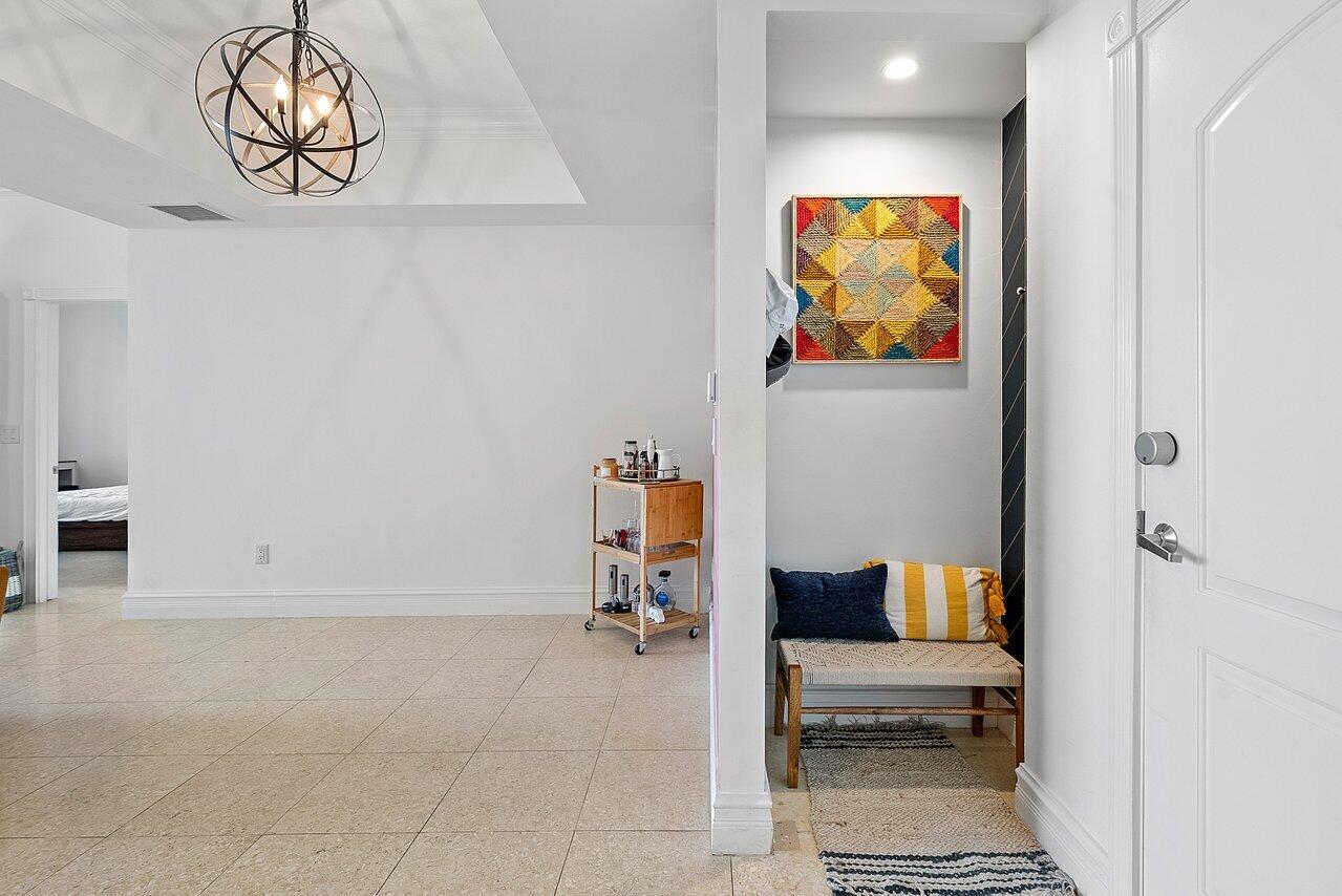 801 S Olive Avenue 1418