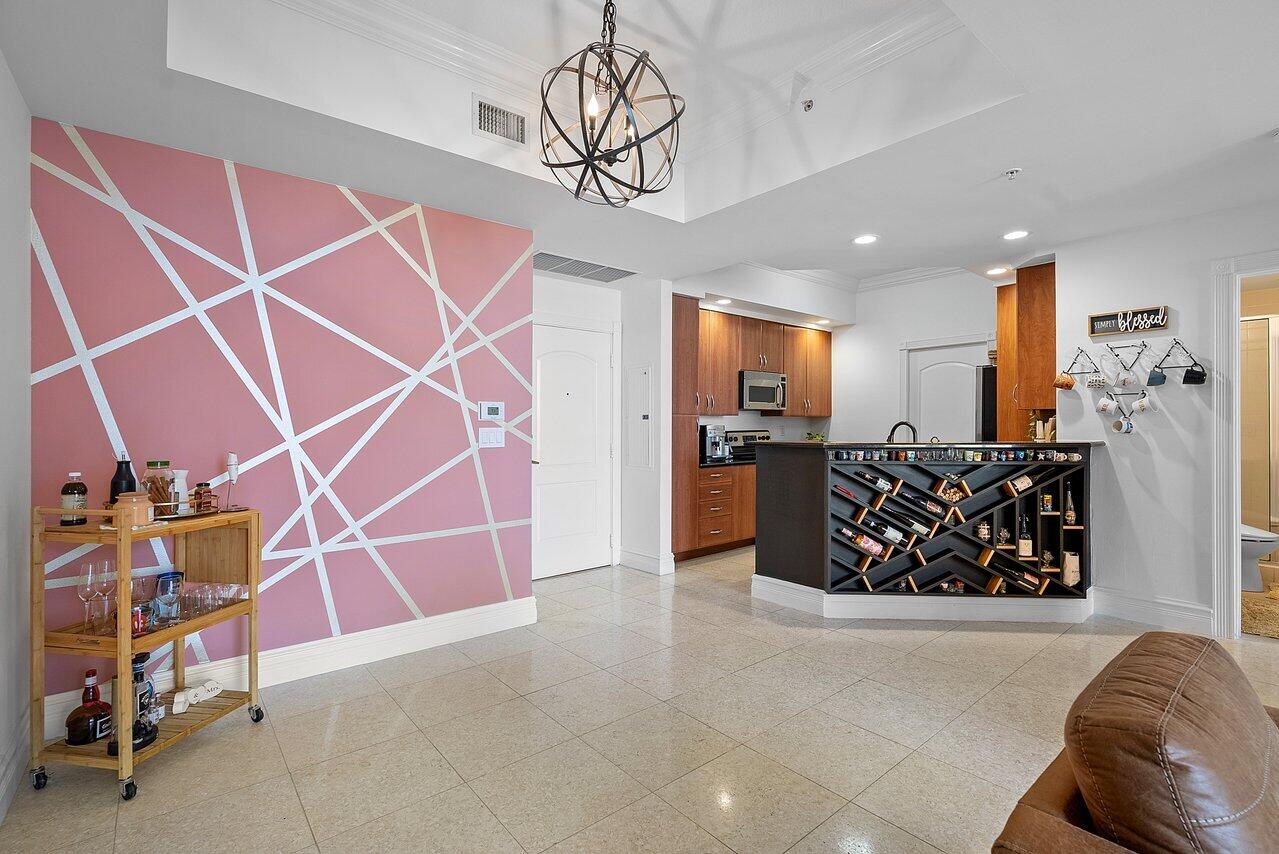 801 S Olive Avenue 1418