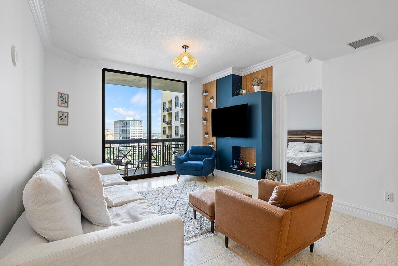 801 S Olive Avenue 1418