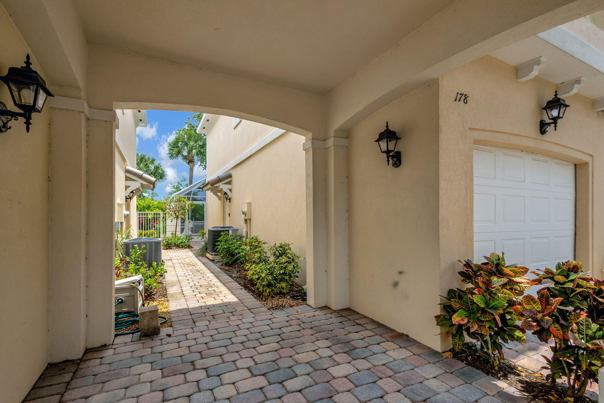 178 Santa Barbara Way