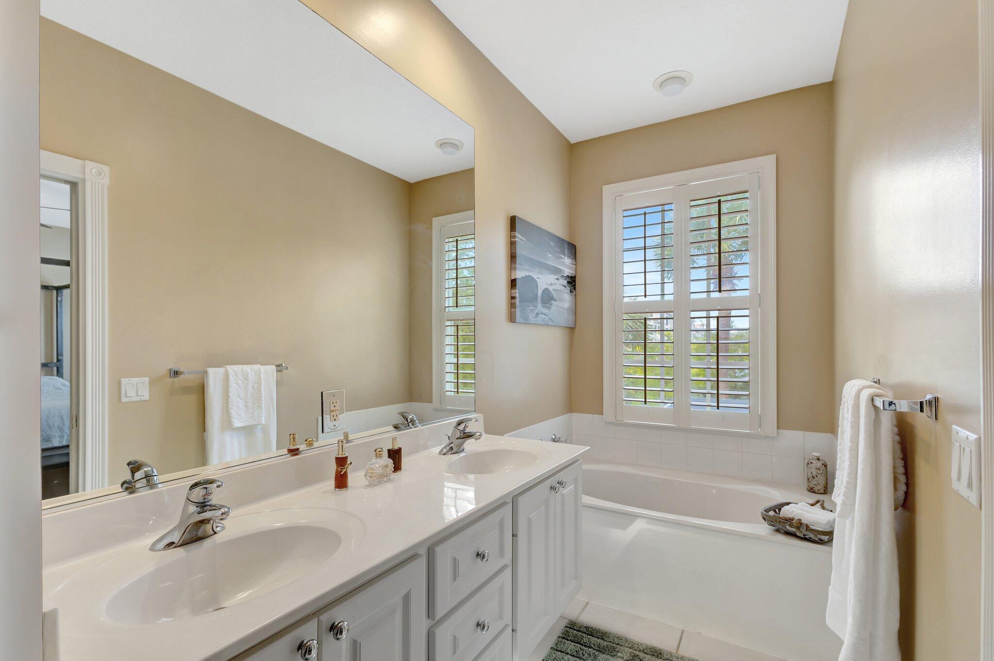 178 Santa Barbara Way