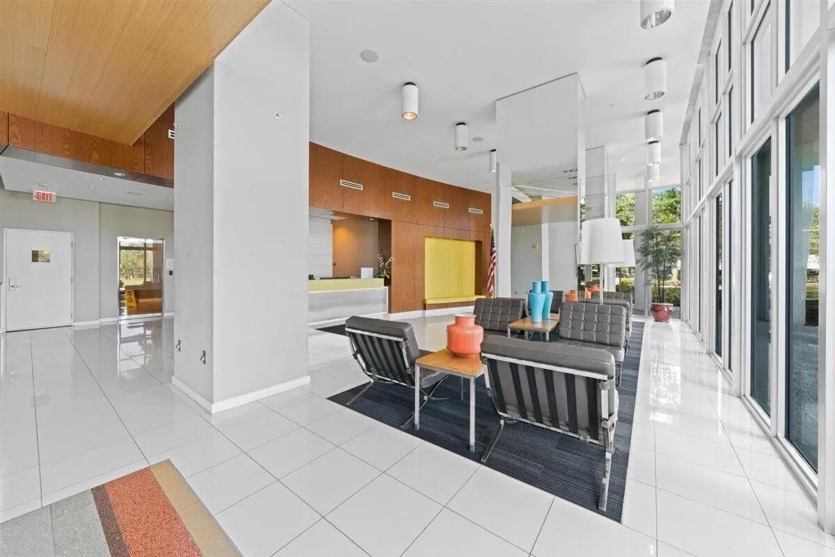 300 S Australian Avenue 1101