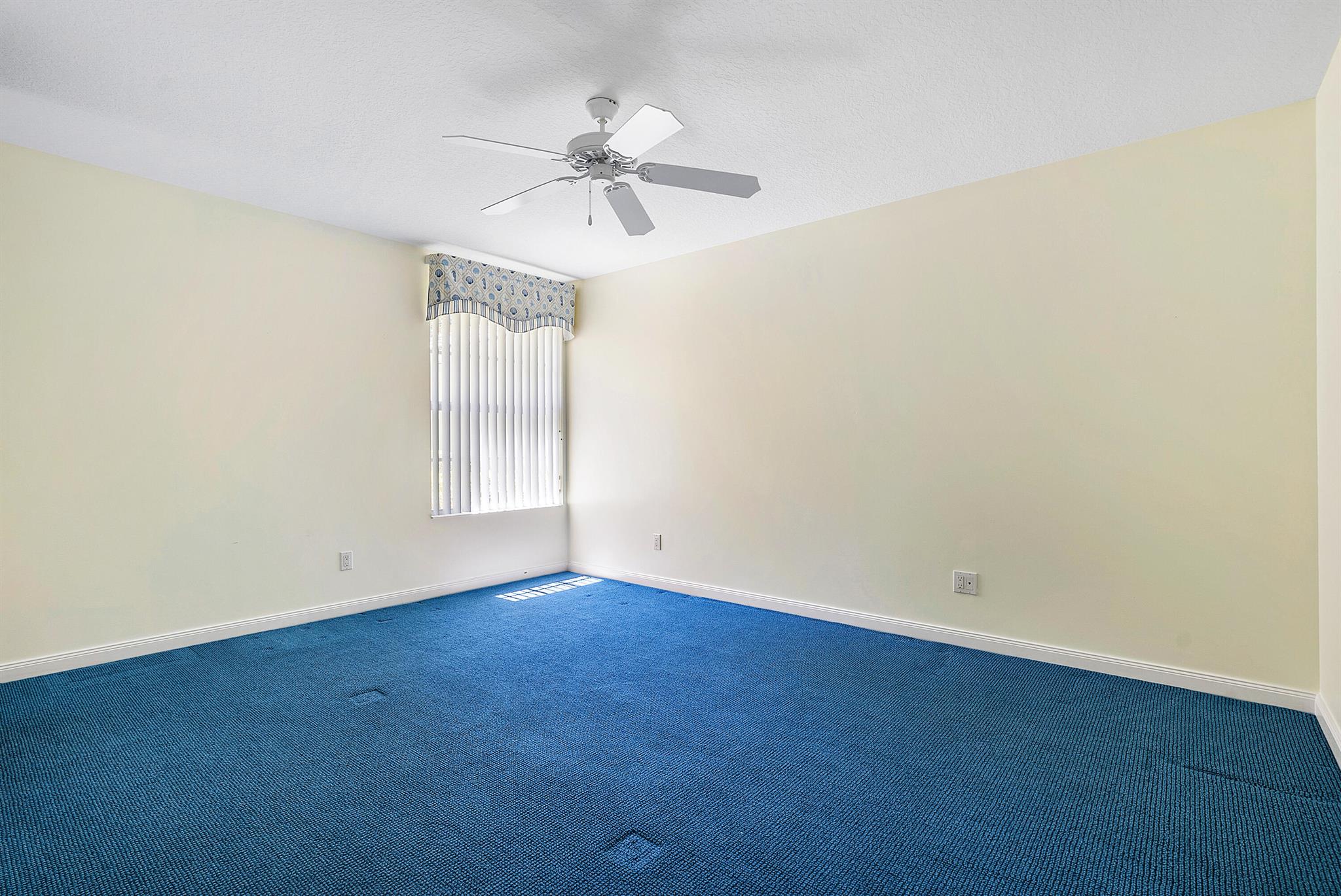 5019 Magnolia Bay Circle