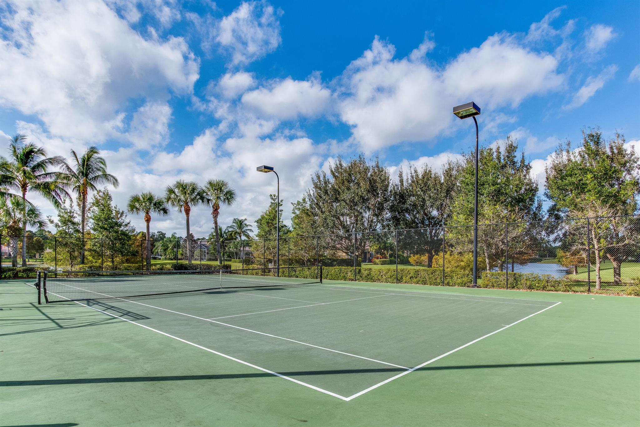 5019 Magnolia Bay Circle