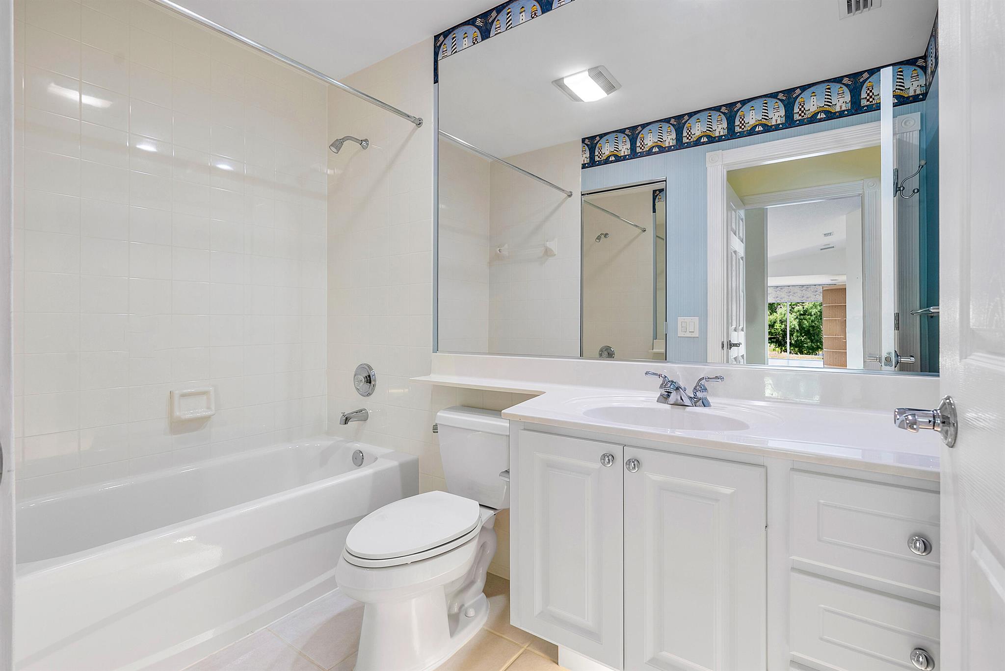 5019 Magnolia Bay Circle