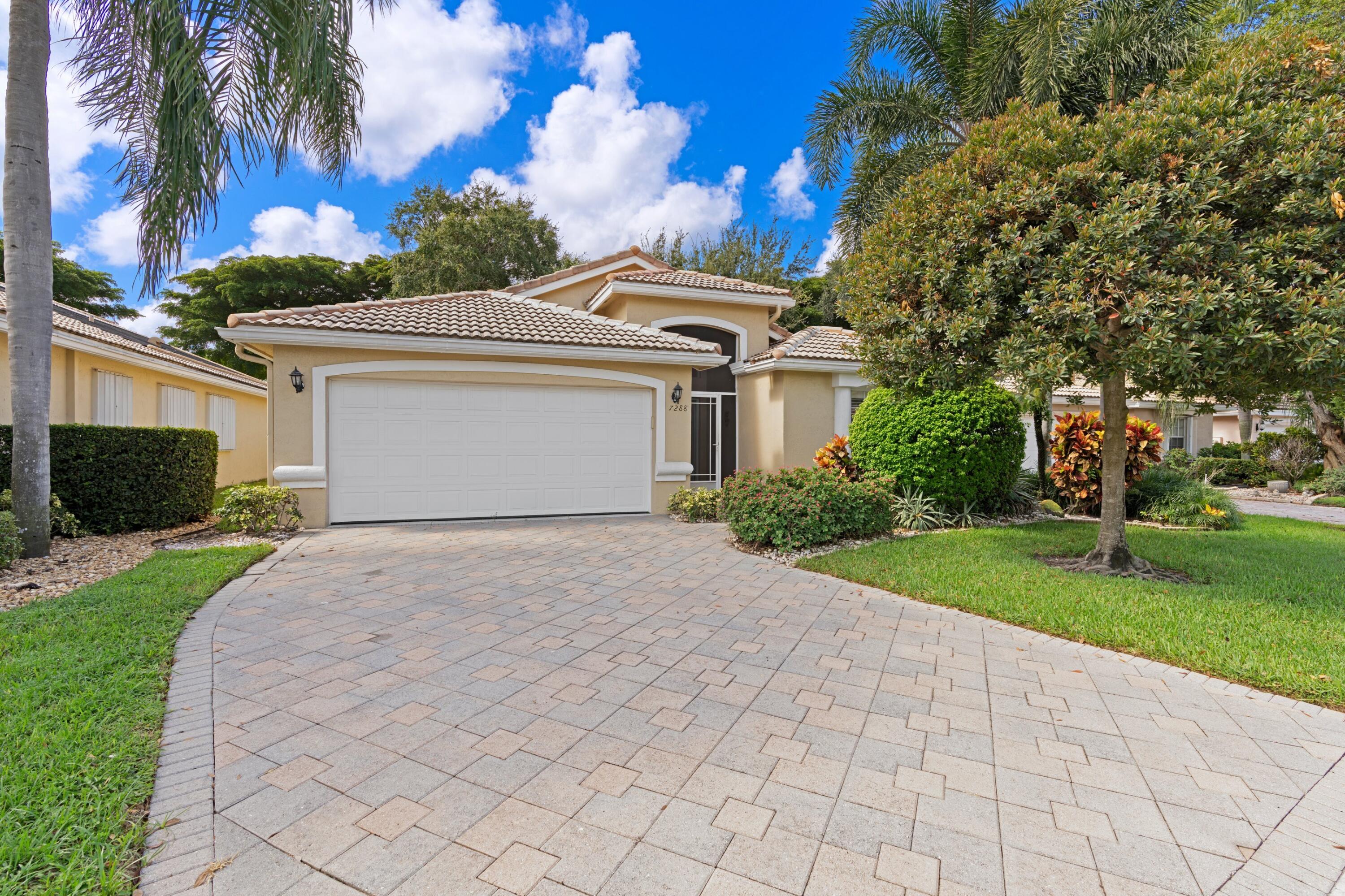 7288 Lugano Drive