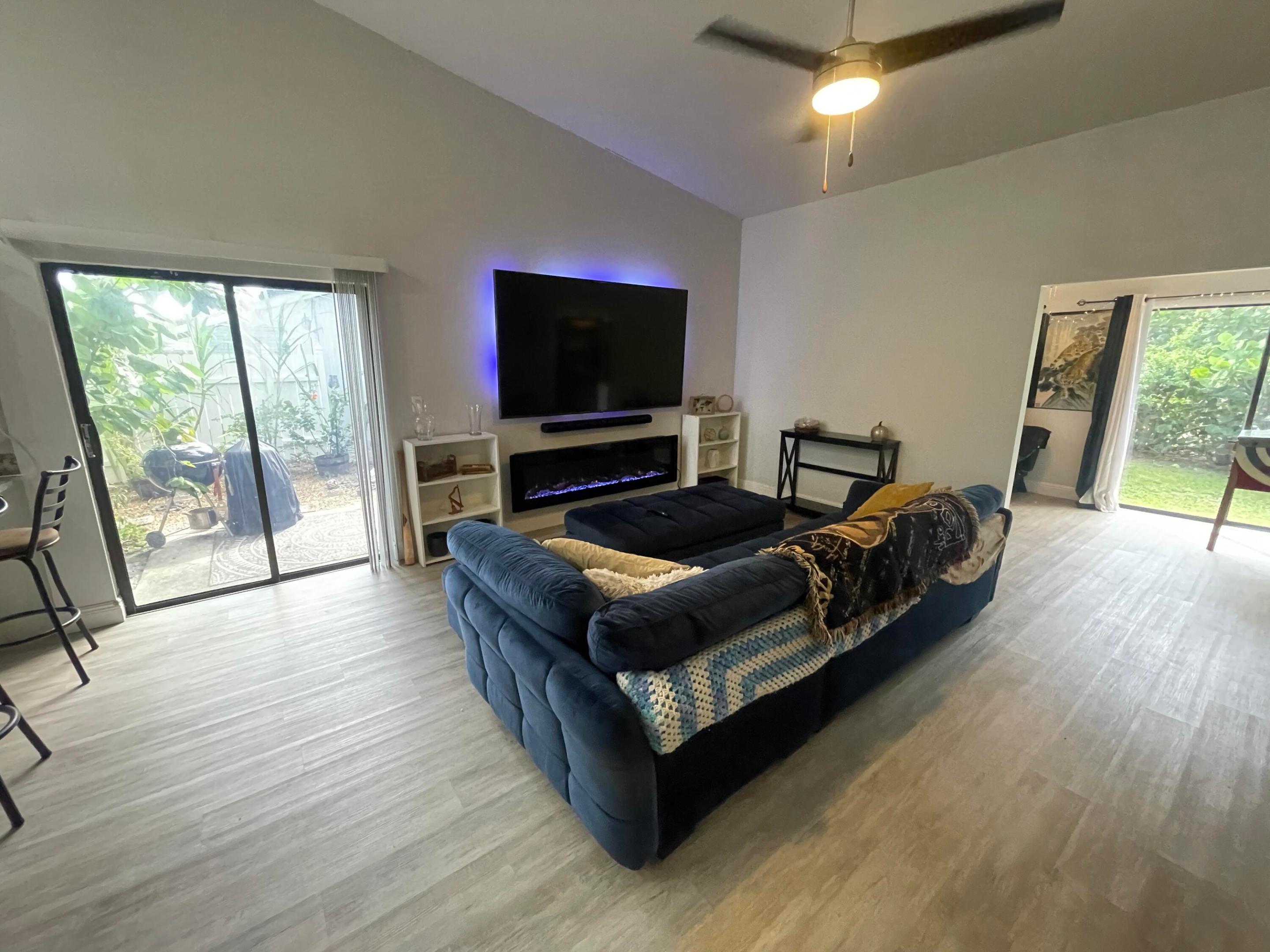 1 Paxford Lane