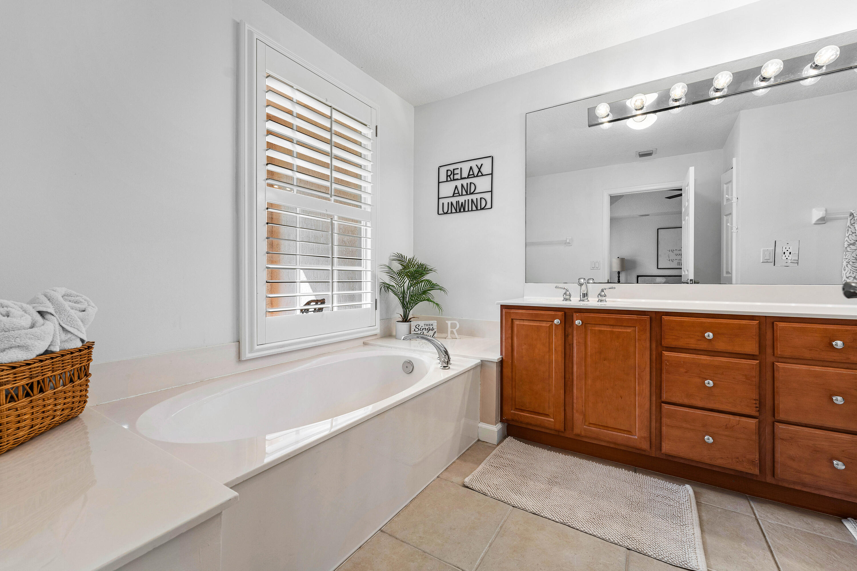 8067 Murano Circle