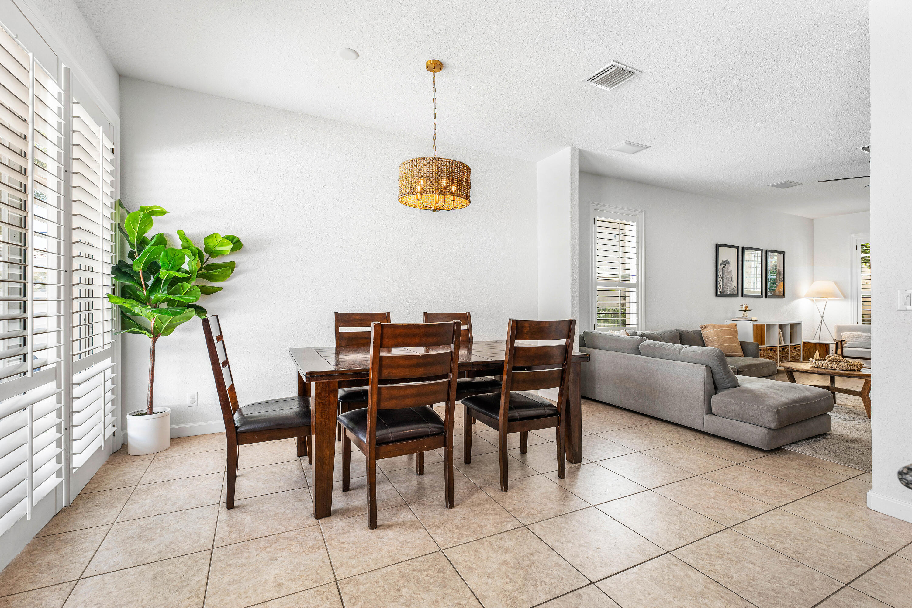 8067 Murano Circle