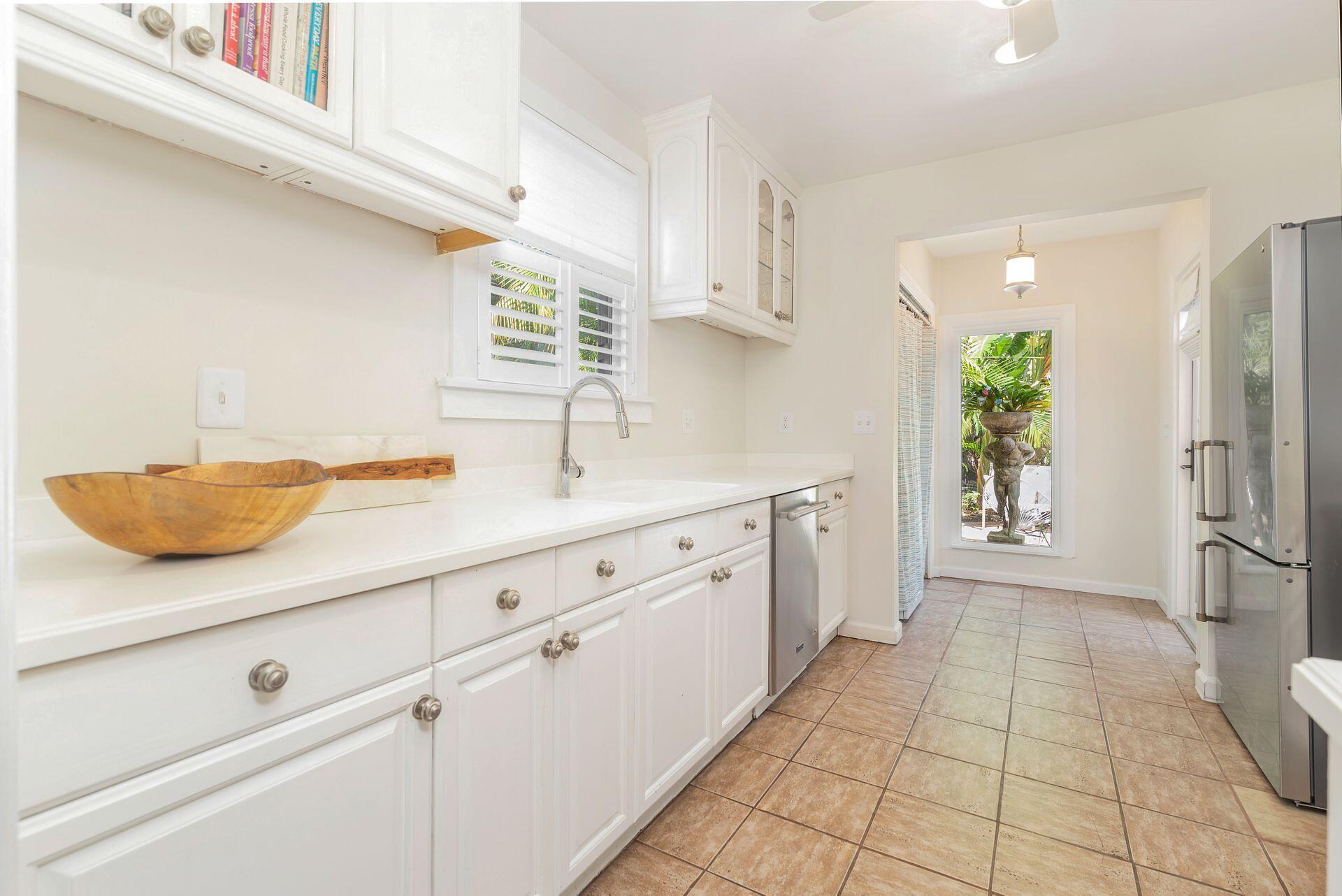 827 Ardmore Road