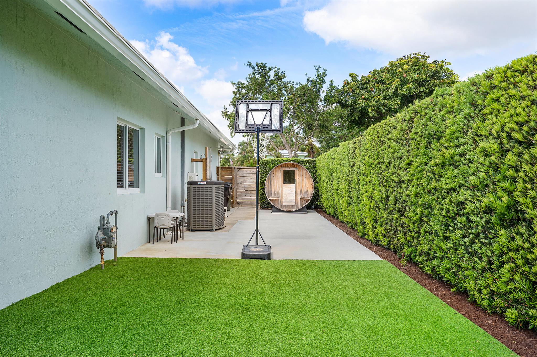 1420 High Ridge Road