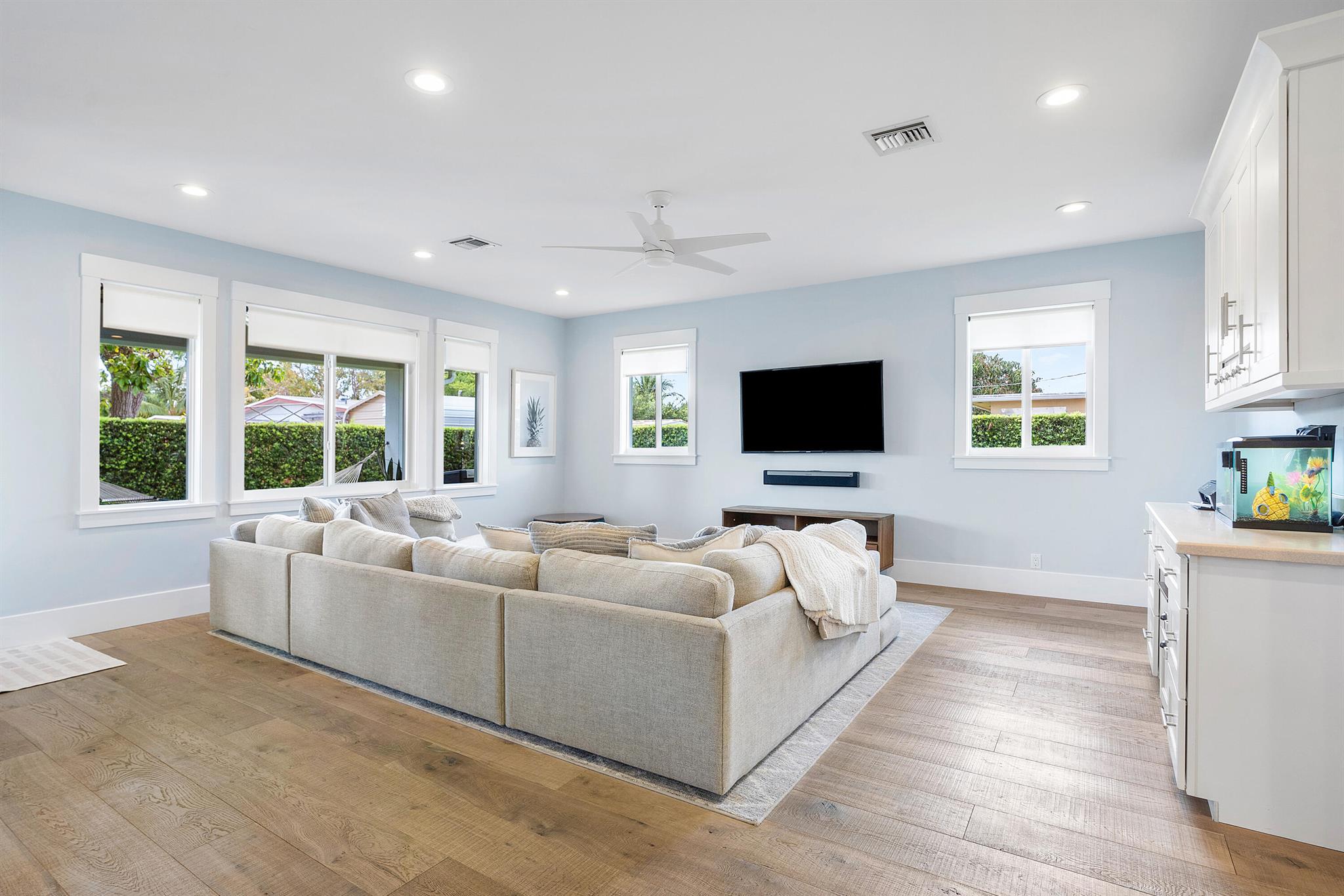 1420 High Ridge Road