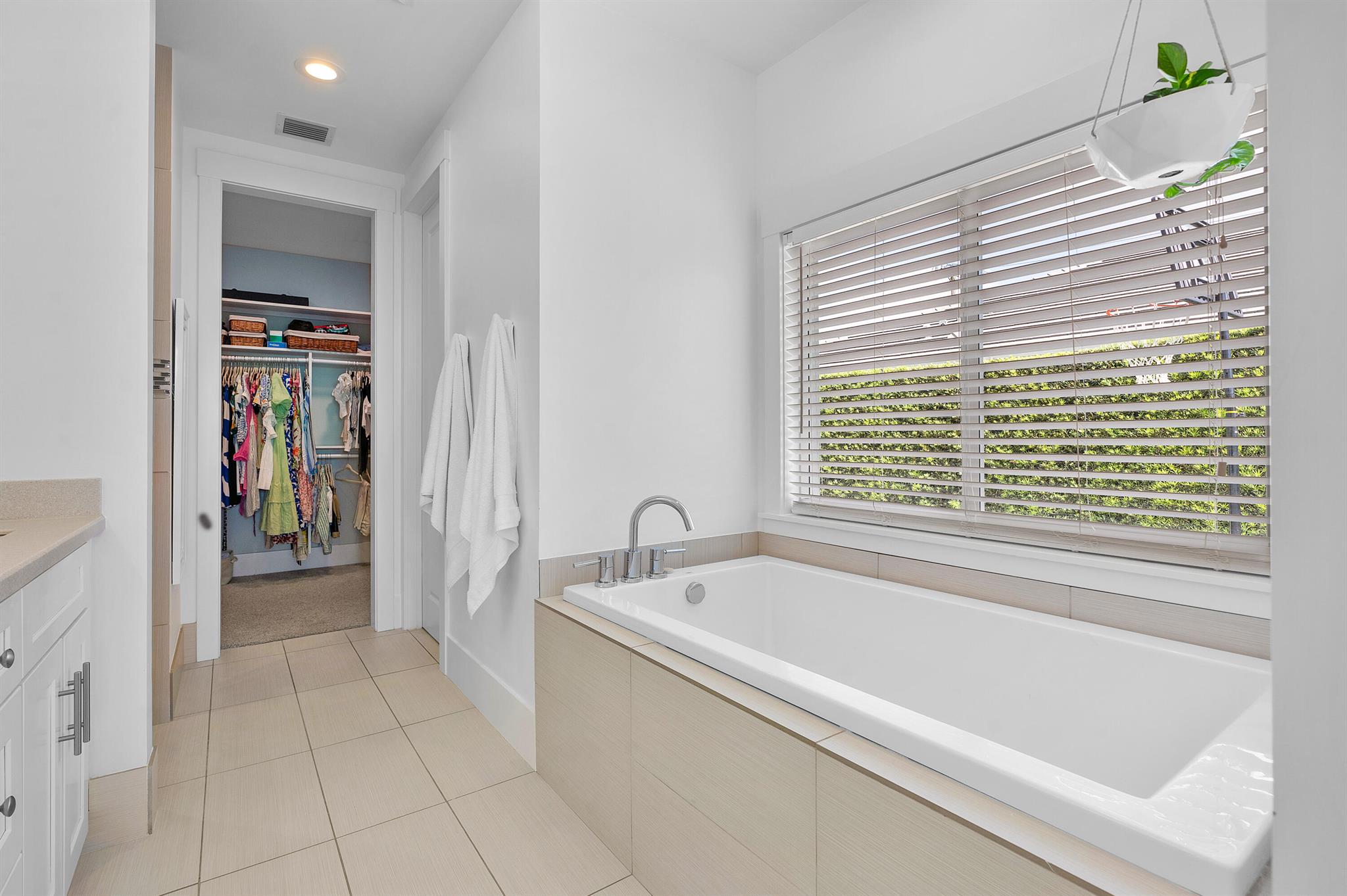 1420 High Ridge Road