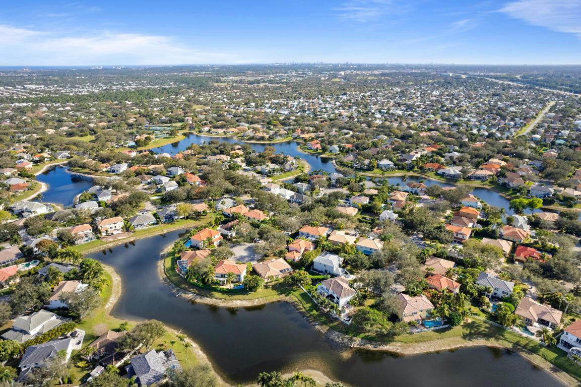 255 N Spoonbill Lane N