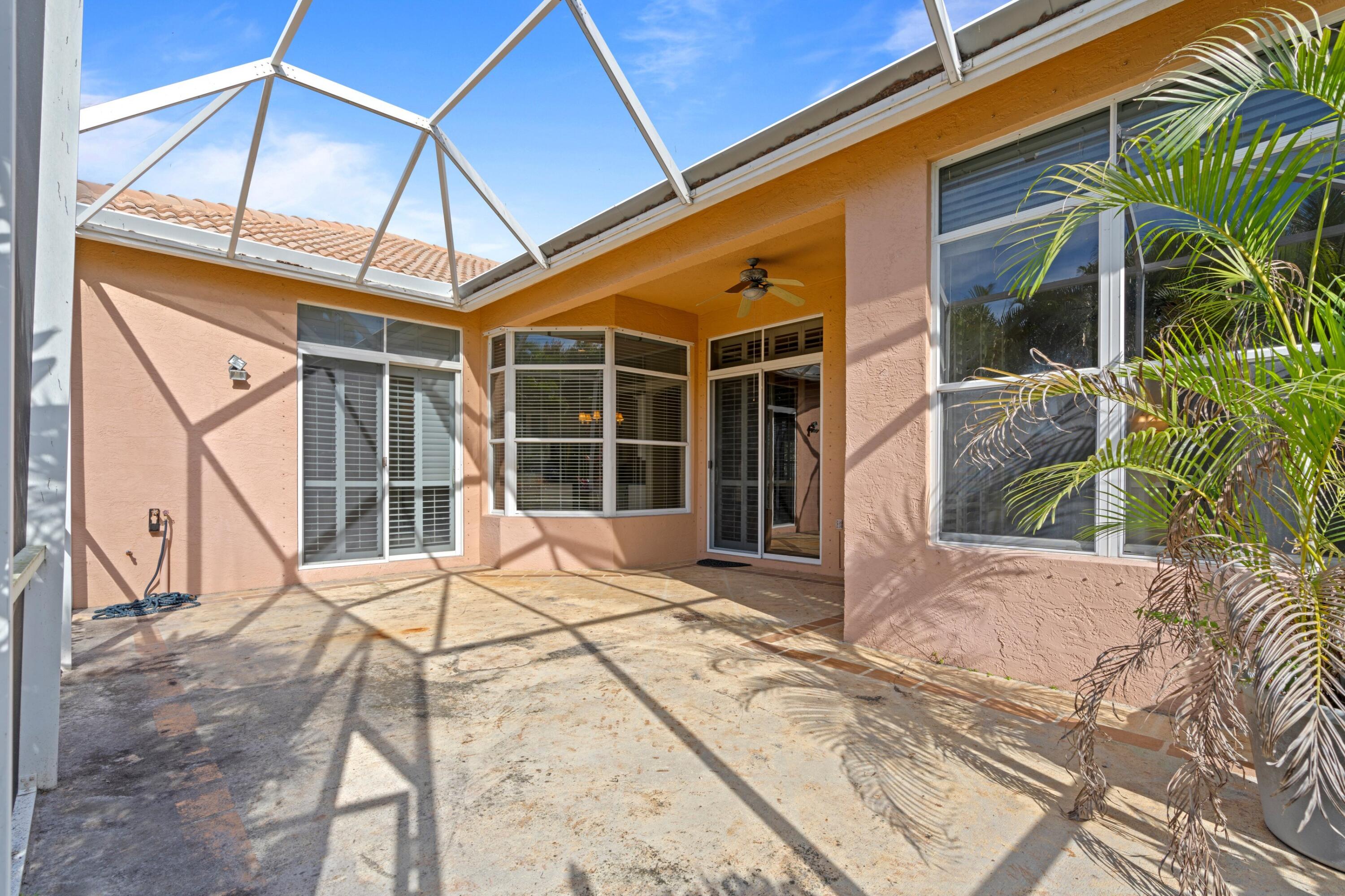 255 N Spoonbill Lane N