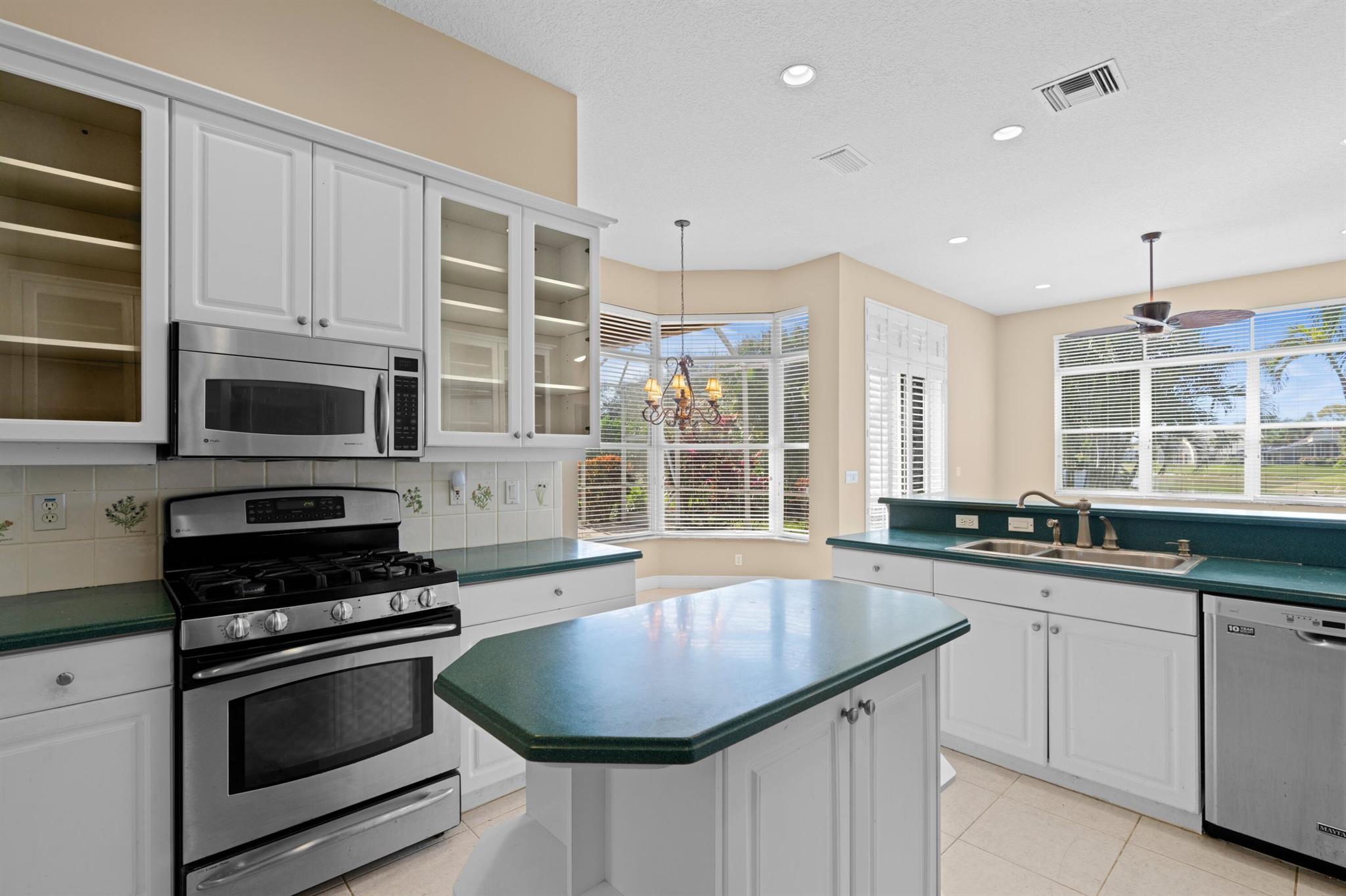 255 N Spoonbill Lane N