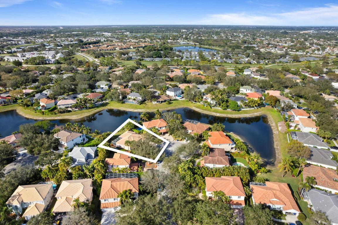 255 N Spoonbill Lane N