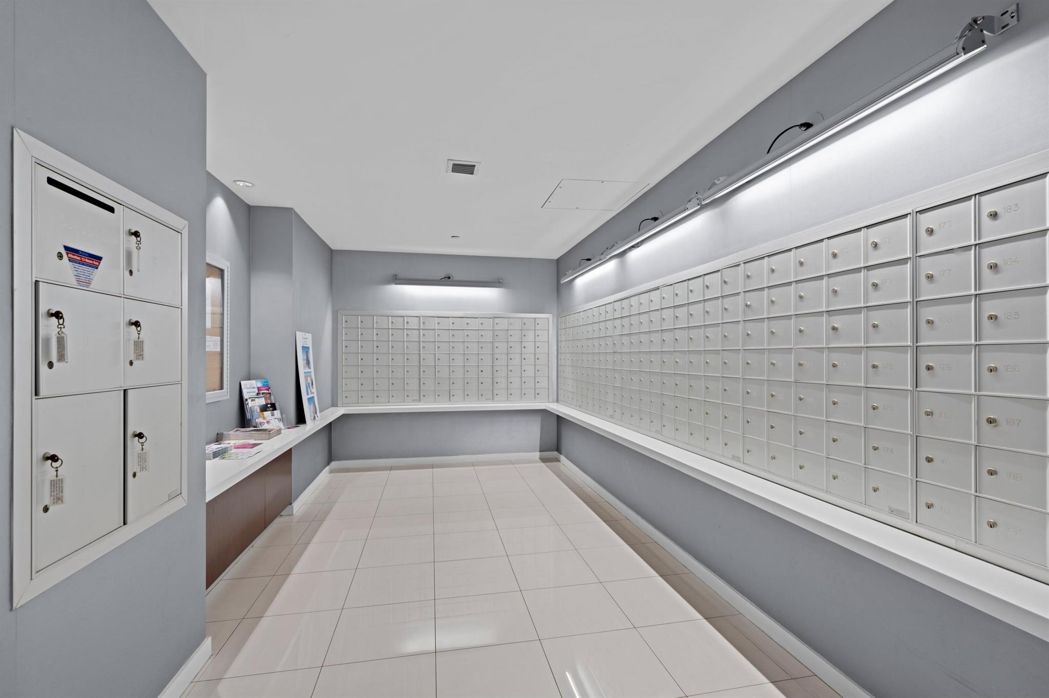 300 S Australian Avenue 105