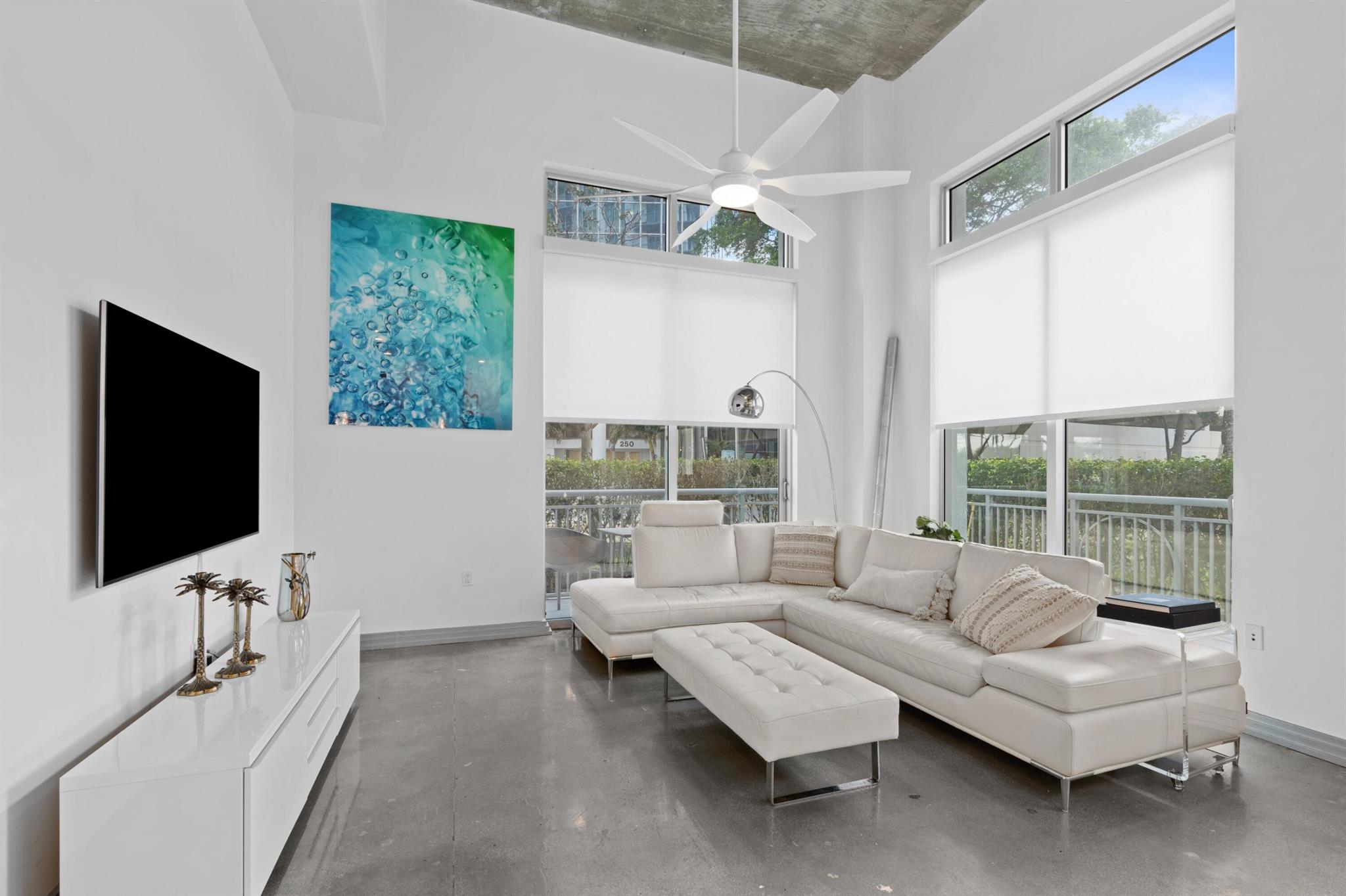 300 S Australian Avenue 105