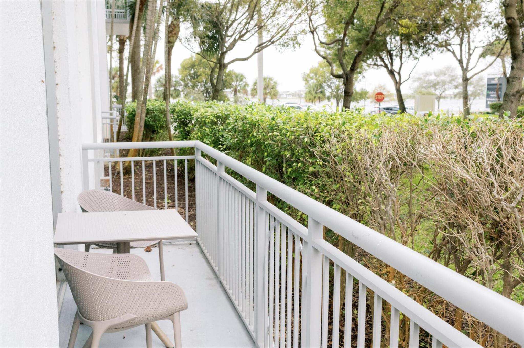 300 S Australian Avenue 105