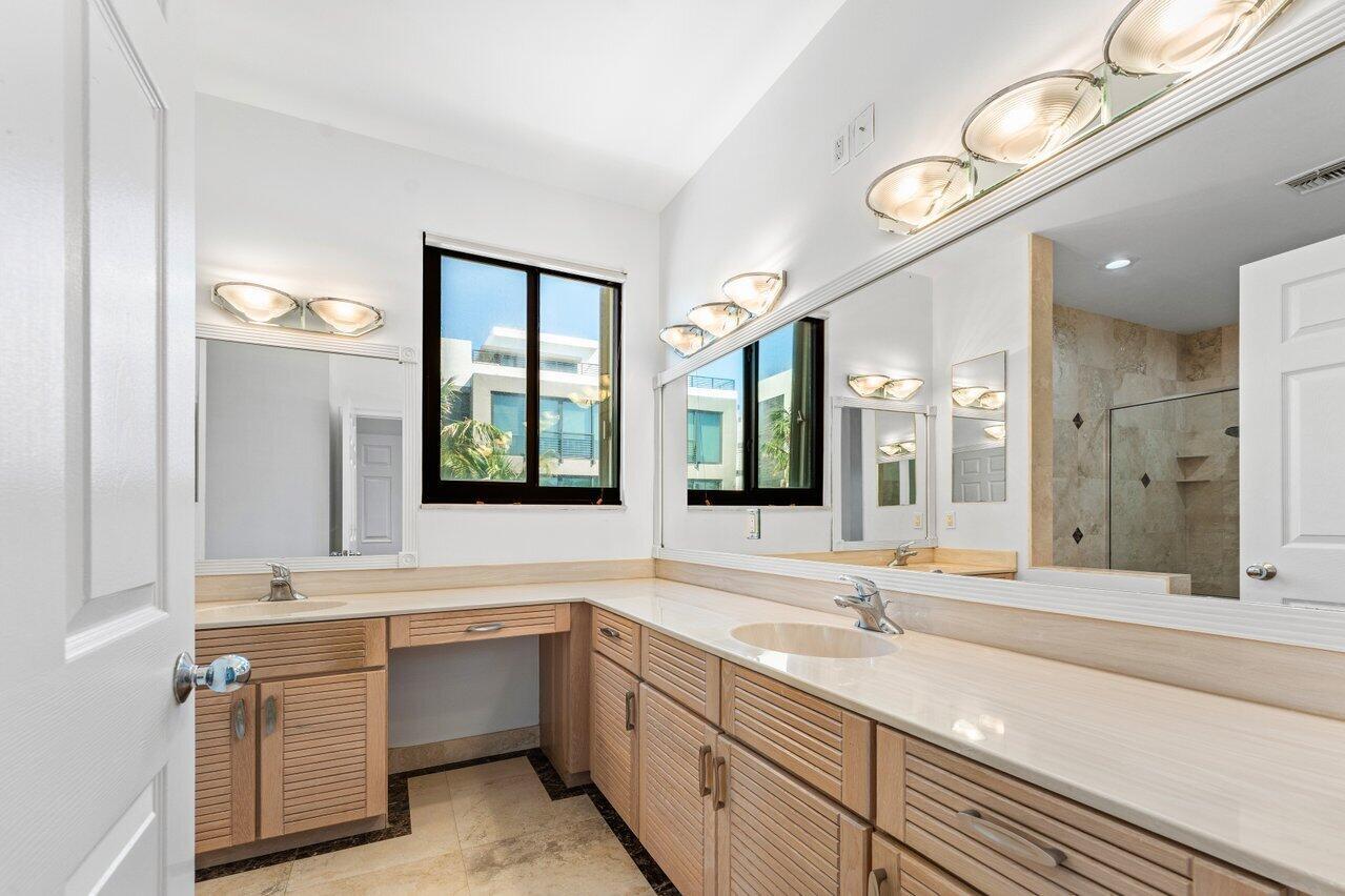 11545 Old Ocean Boulevard, D