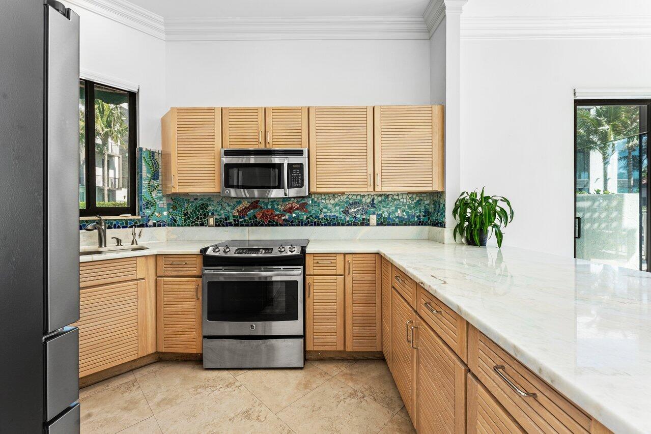 11545 Old Ocean Boulevard, D