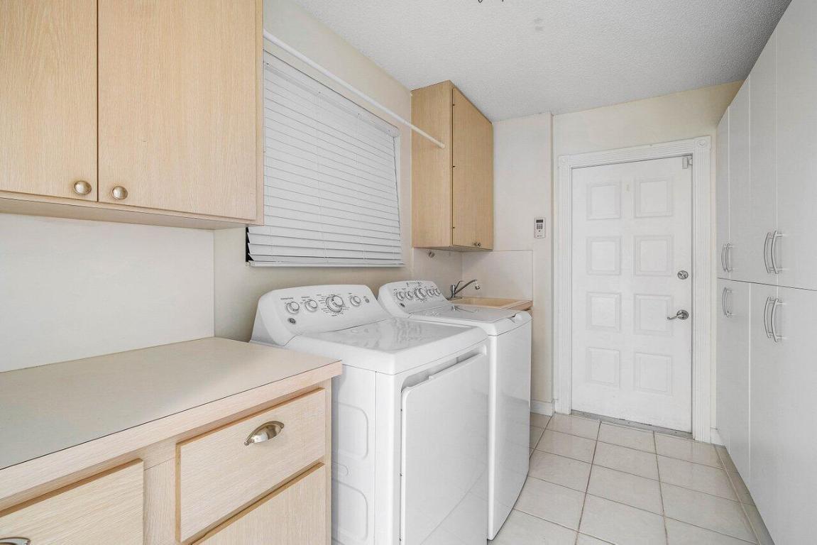 8334 Old Forest Road