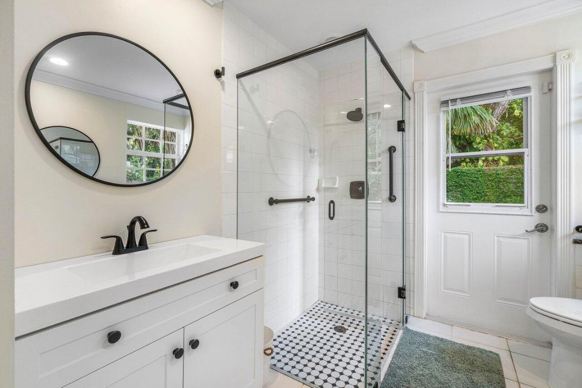 8334 Old Forest Road