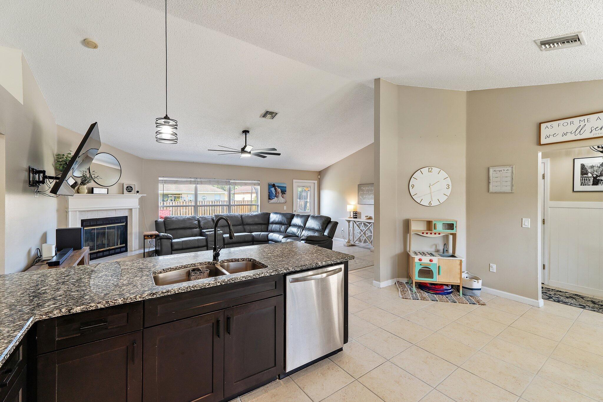 1433 SW Flounder Lane, Port St. Lucie