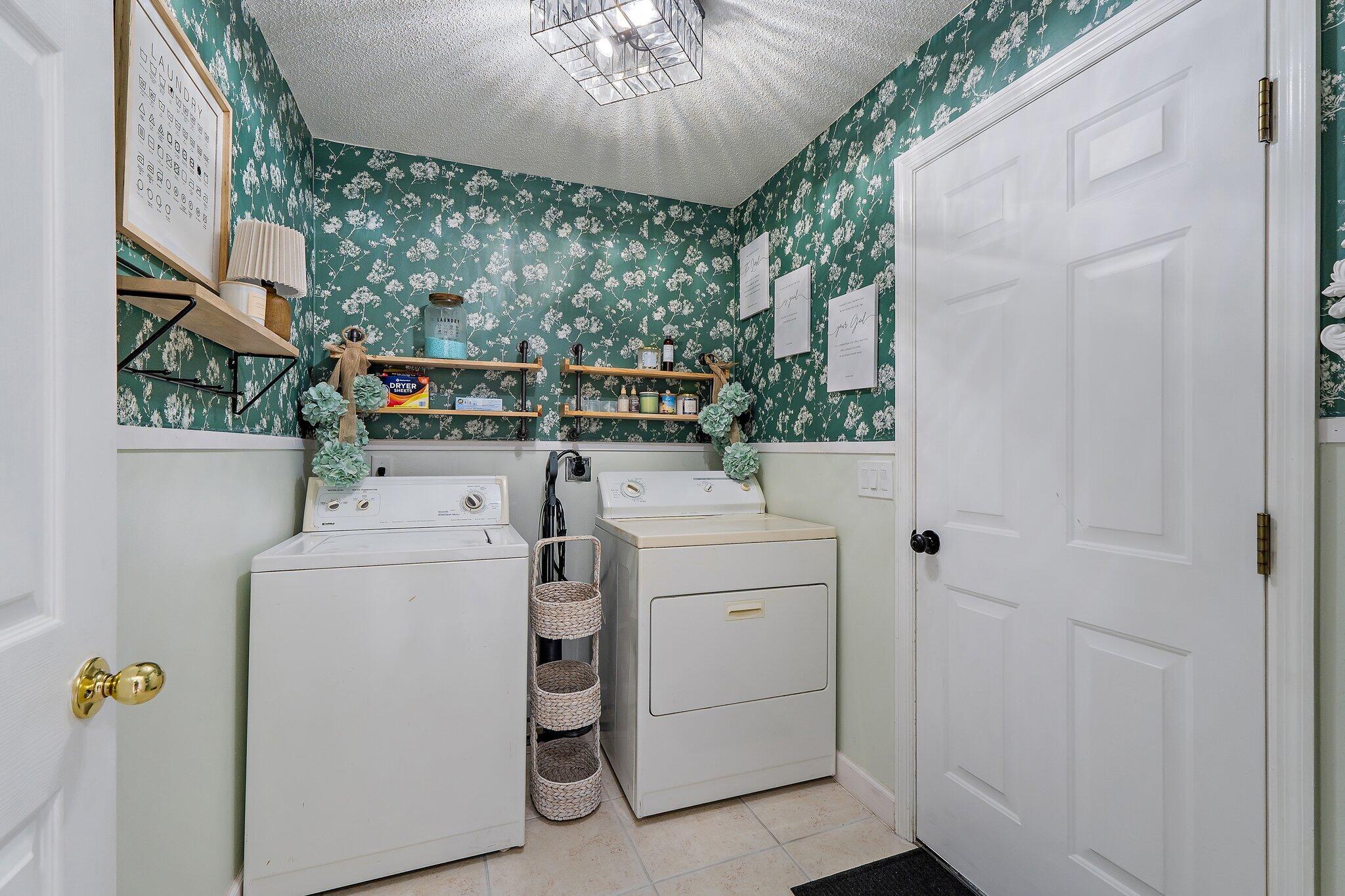 1433 SW Flounder Lane, Port St. Lucie