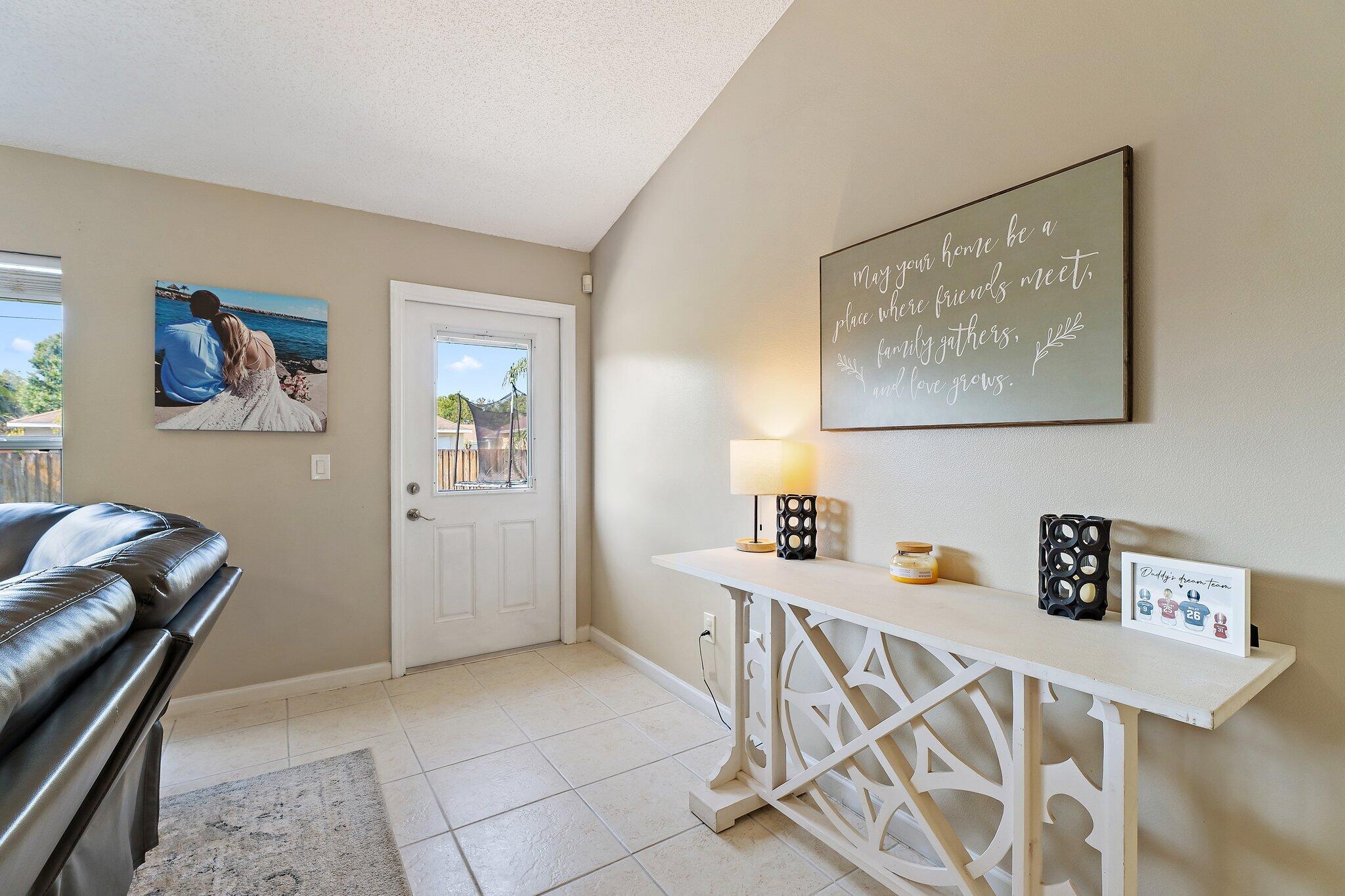 1433 SW Flounder Lane, Port St. Lucie
