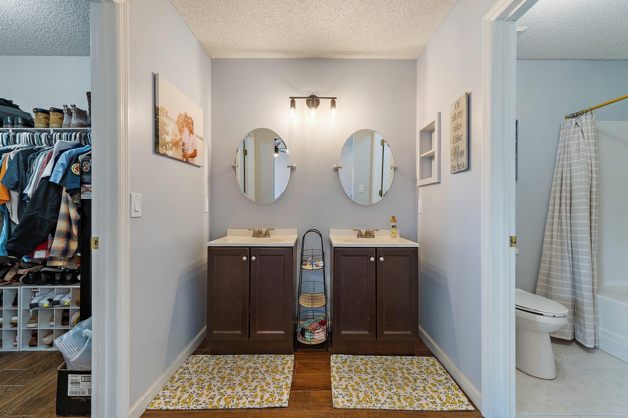 1433 SW Flounder Lane, Port St. Lucie