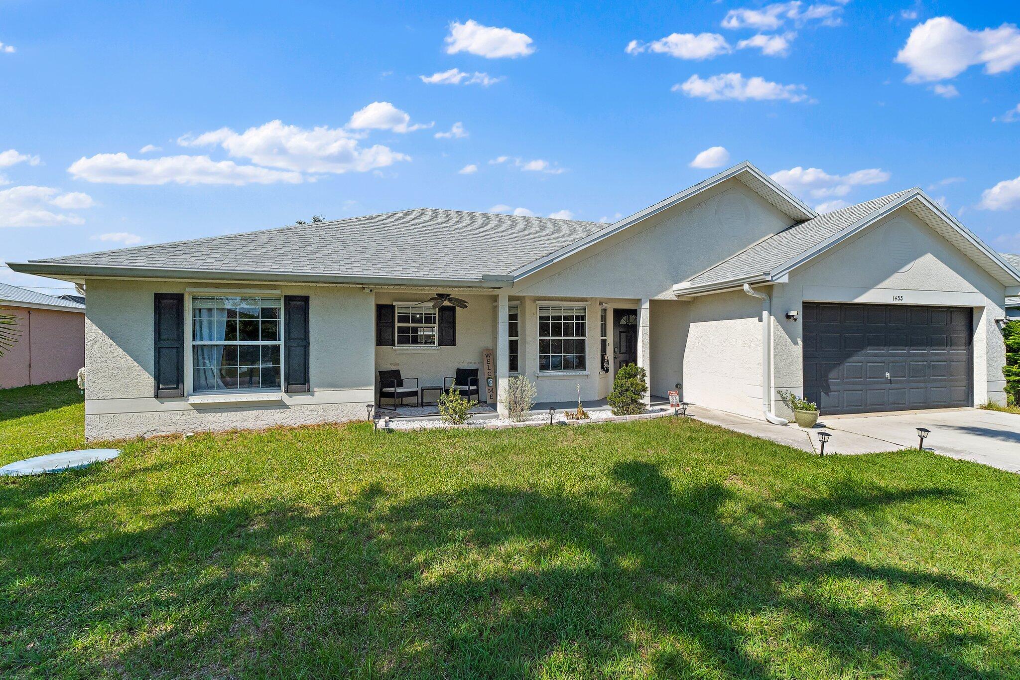 1433 SW Flounder Lane, Port St. Lucie