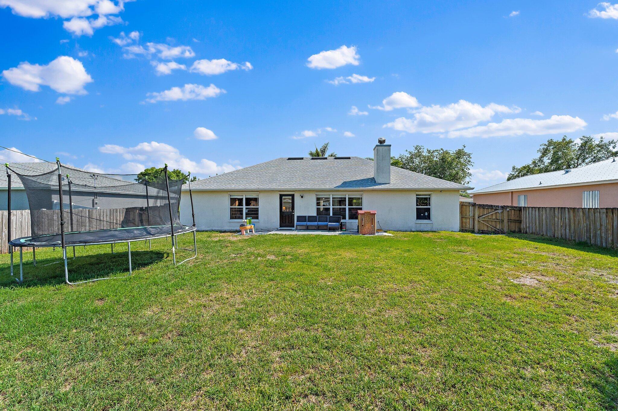 1433 SW Flounder Lane, Port St. Lucie