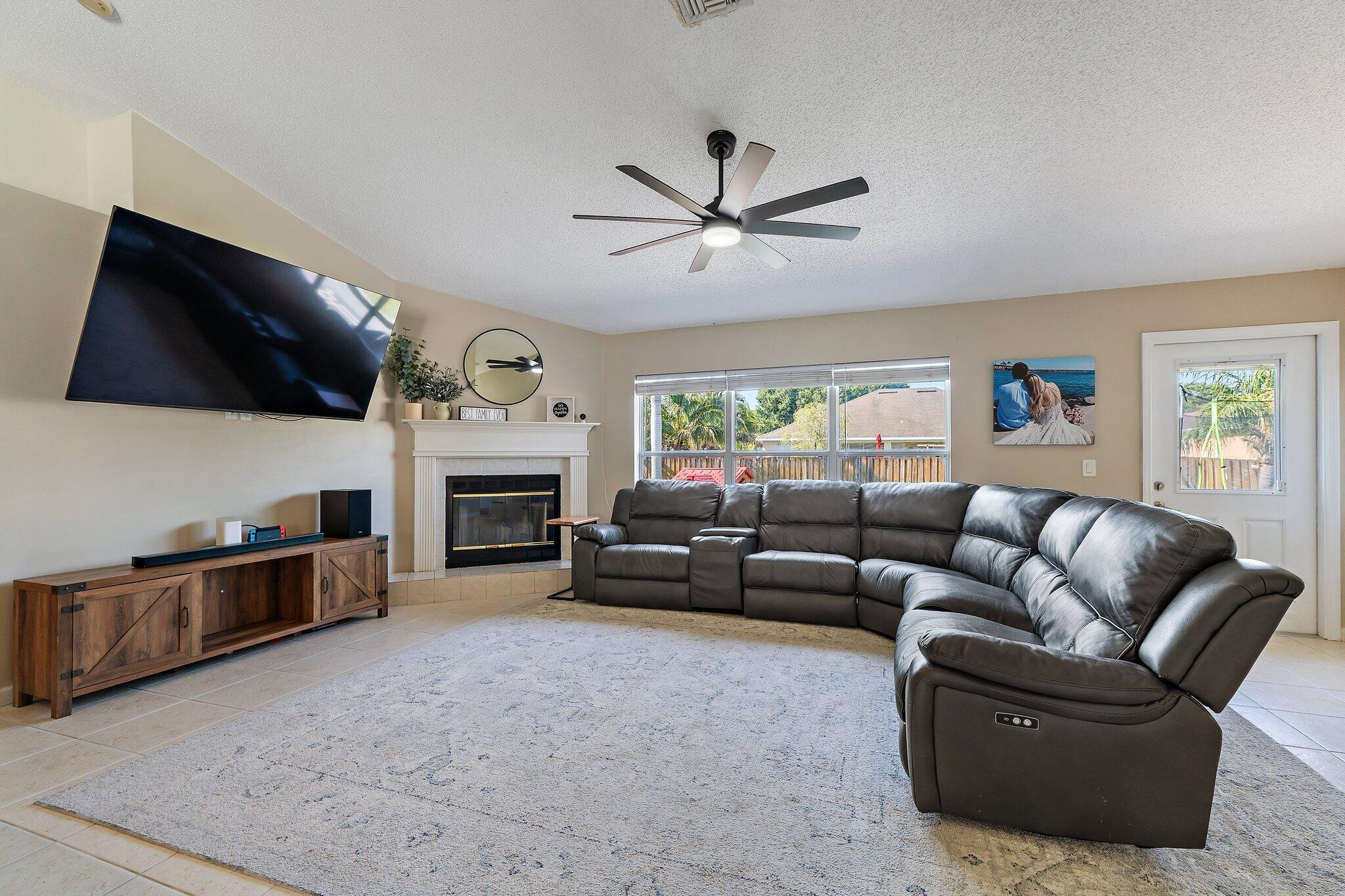 1433 SW Flounder Lane, Port St. Lucie