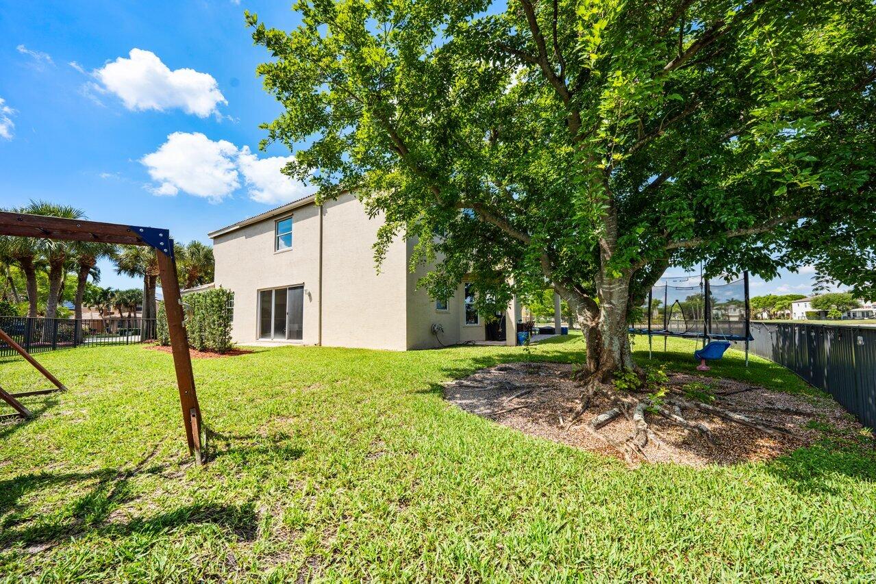 2261 Balsan Way
