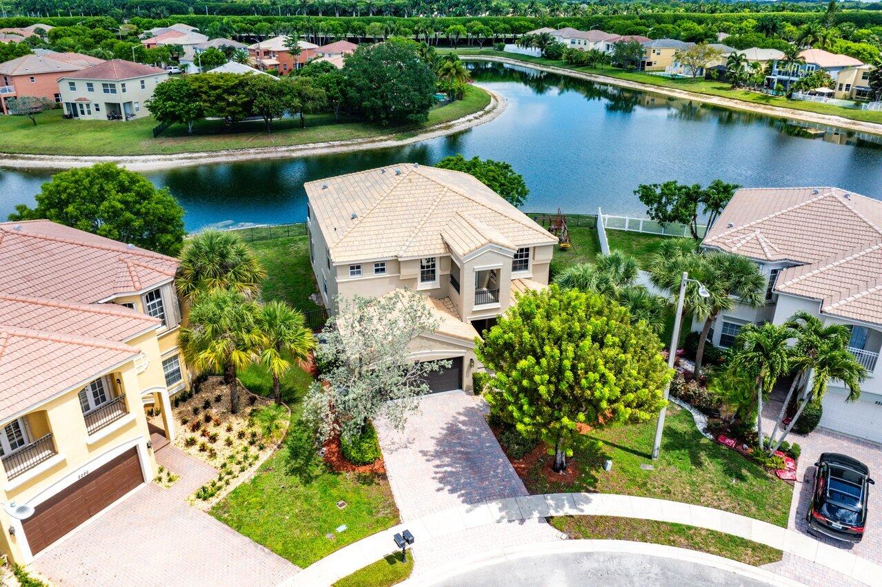 2261 Balsan Way