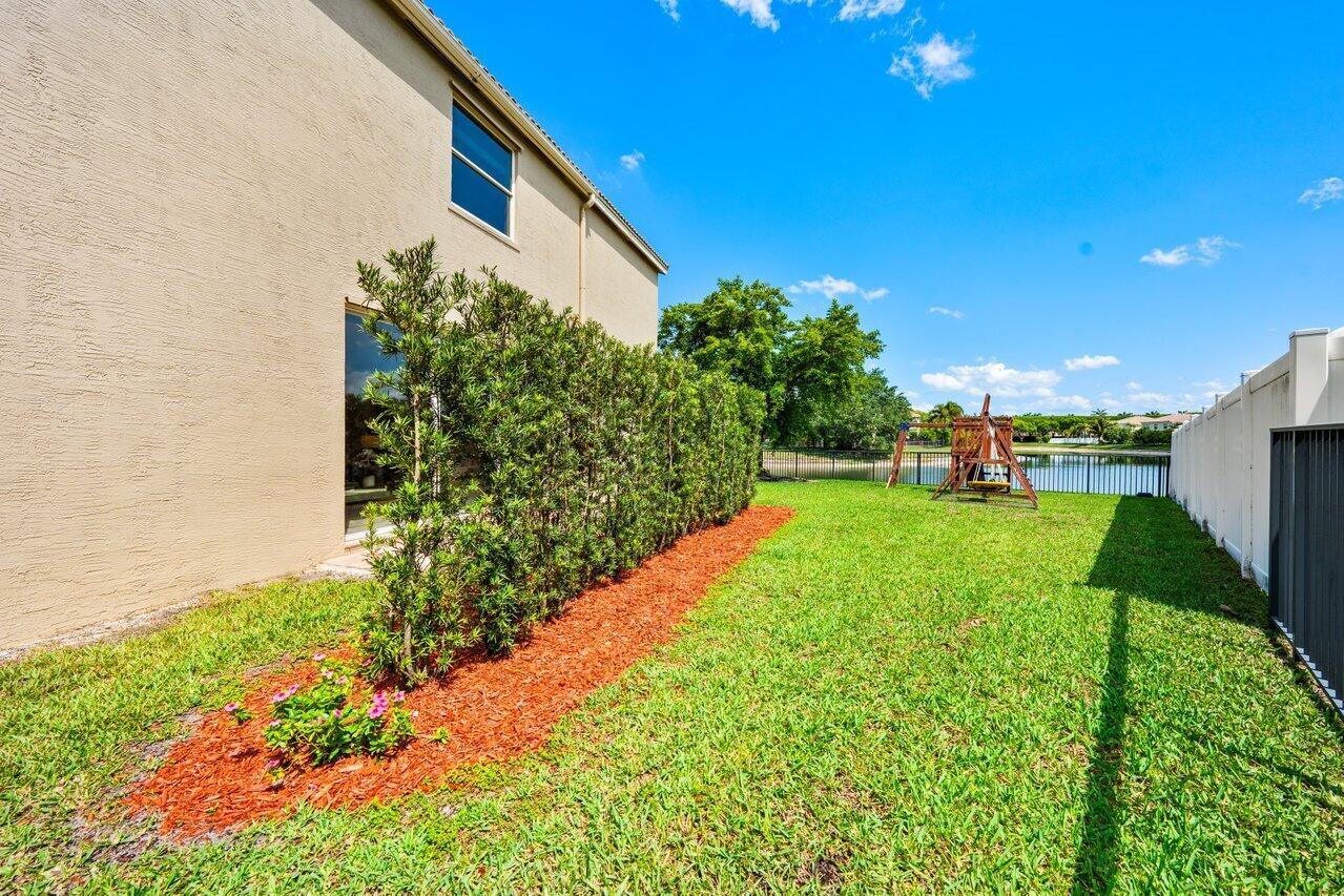2261 Balsan Way