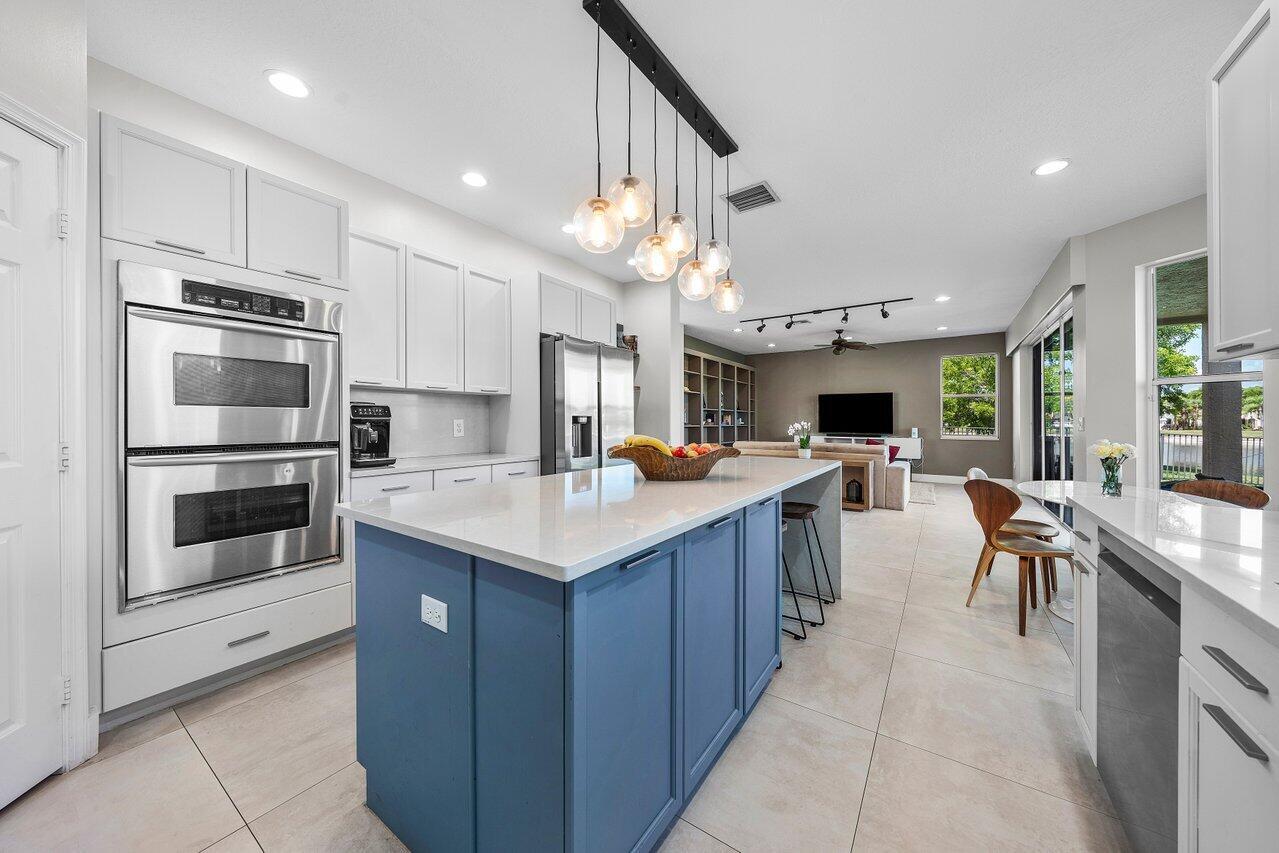 2261 Balsan Way