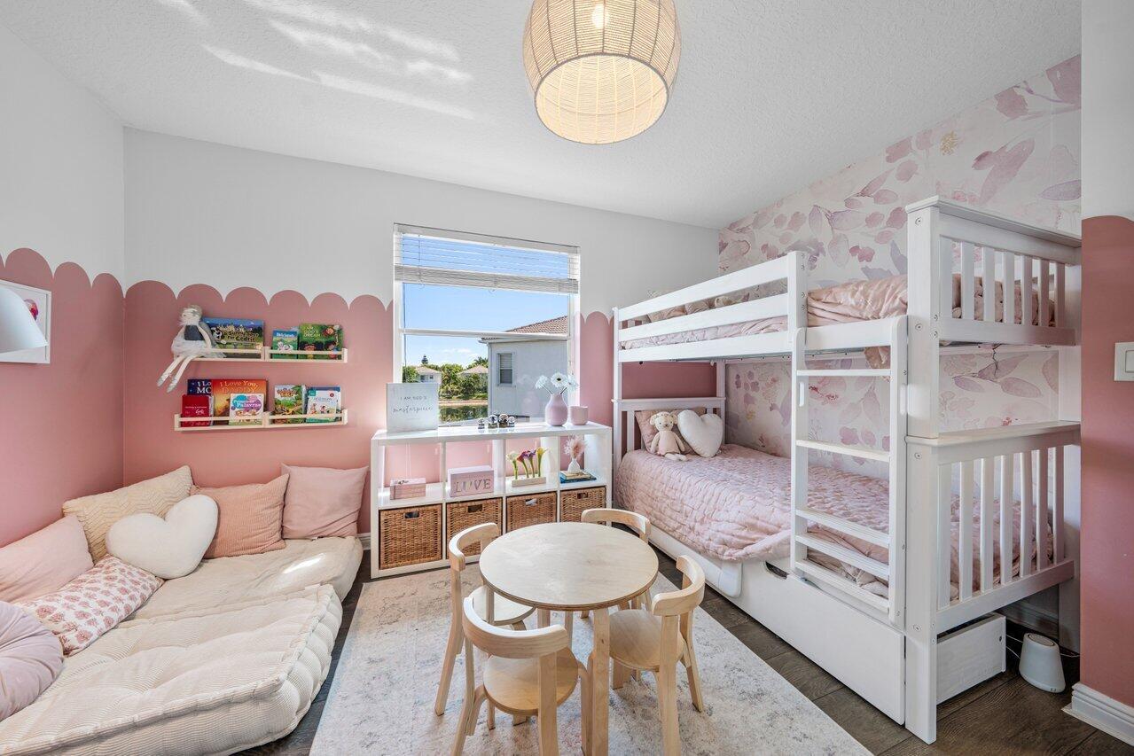 2261 Balsan Way