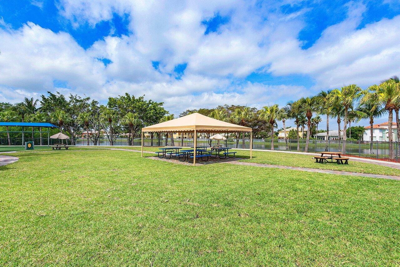 2261 Balsan Way