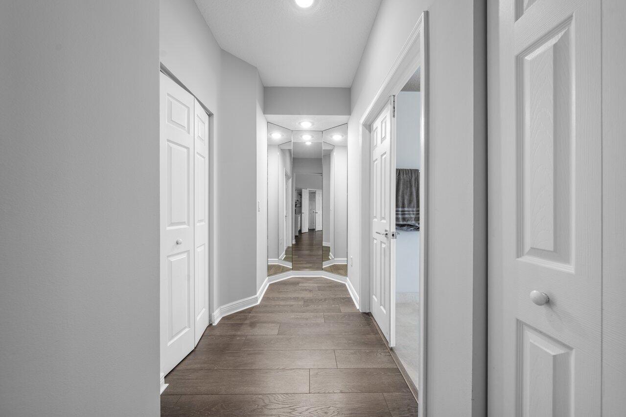 2261 Balsan Way