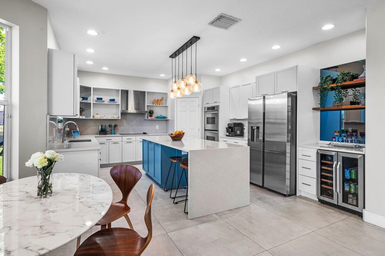 2261 Balsan Way