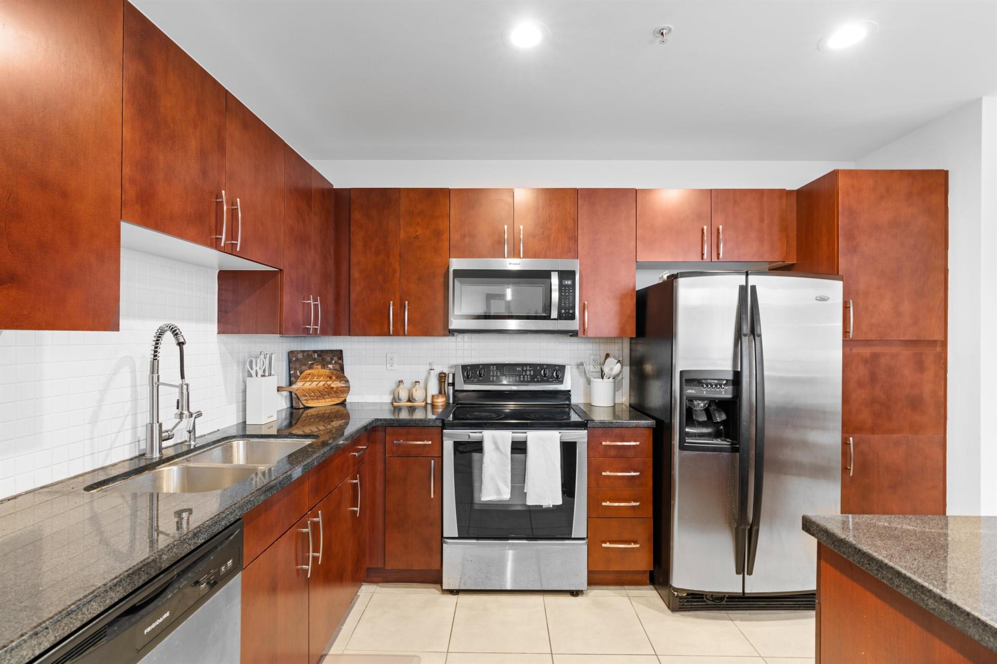 300 S Australian Avenue 1101